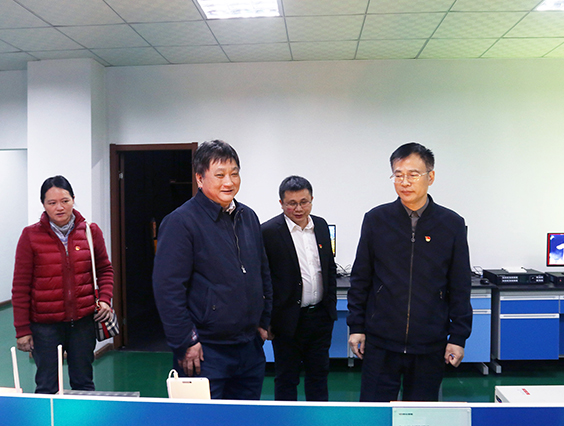 杭州市貿(mào)促會(huì)會(huì)長(zhǎng)鄭榮新一行蒞臨勇電參觀指導(dǎo)！